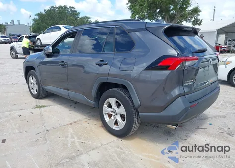 2020 Toyota Rav4 Xle z USA, uszkodzony, nr VIN 2T3W1RFV3LW090887